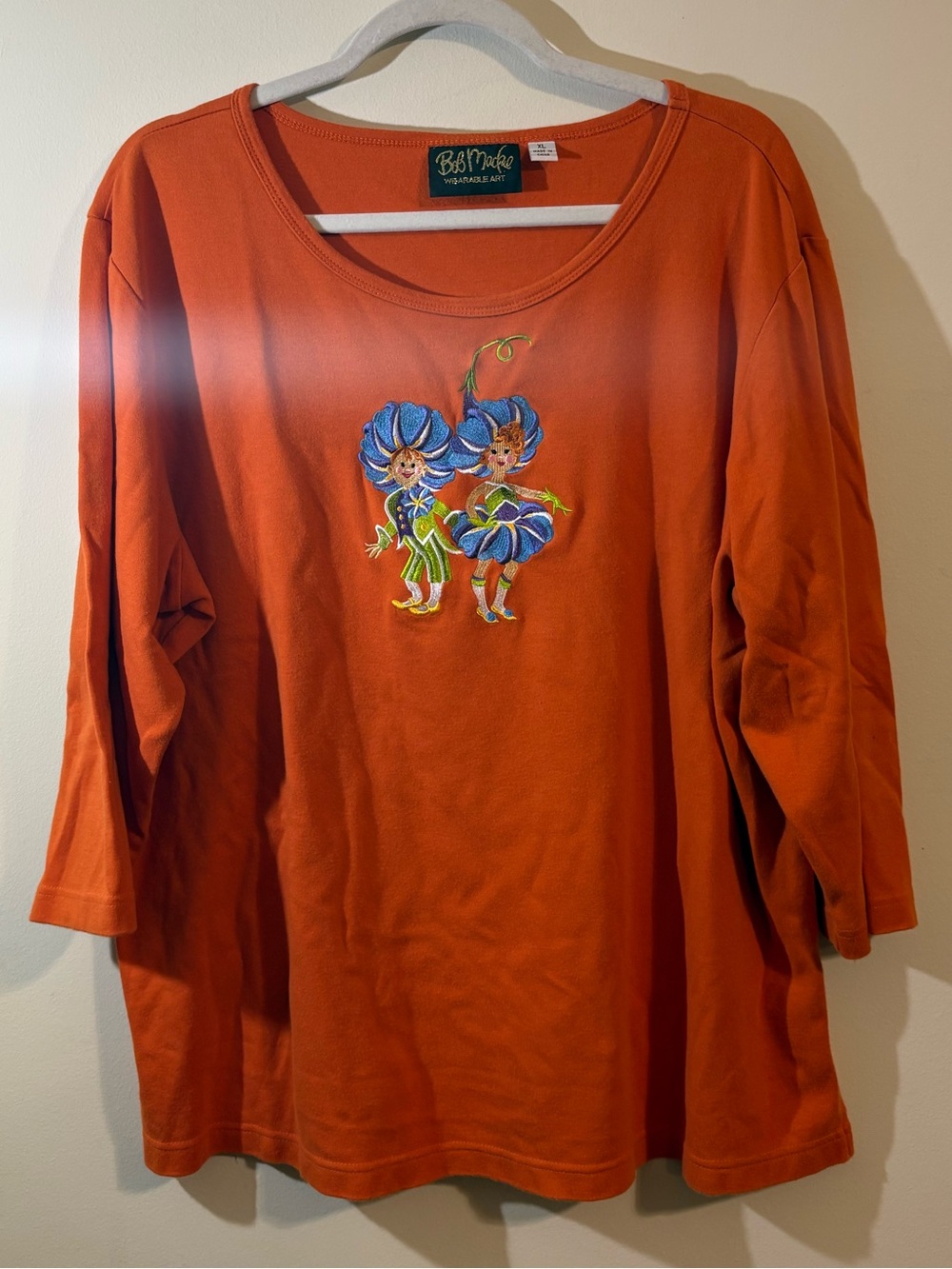 Bob Mackie Wearable Art top women’s XL 3/4 sleeve embroidered flower characters